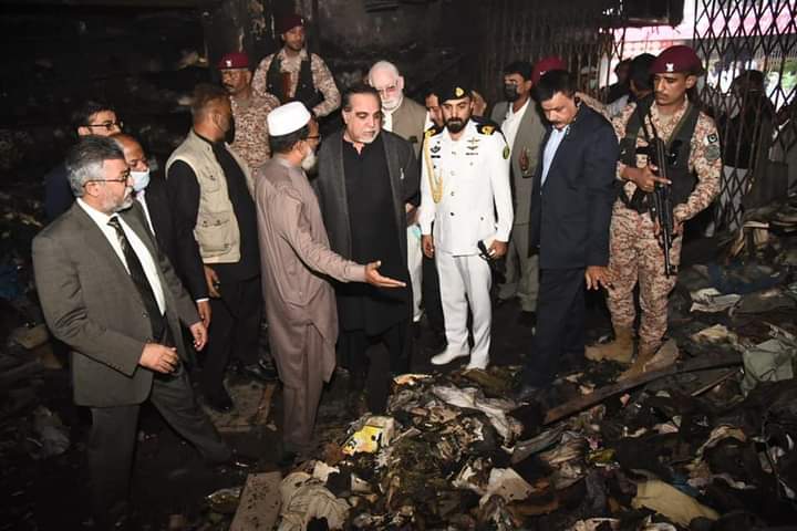 گورنر سندھ عمران اسماعیلی کا کو آپریٹو سوساٸیٹی کا خرم شیرزمان کے ہمراہ دورہ ۔